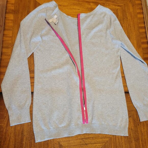 Banana Republic Gray Zip Up Sweater with Hot Pink Zipper in Back - Picture 3 of 11